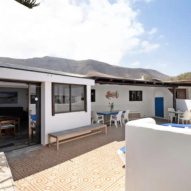 Honua Surf Camp Lanzarote la casa